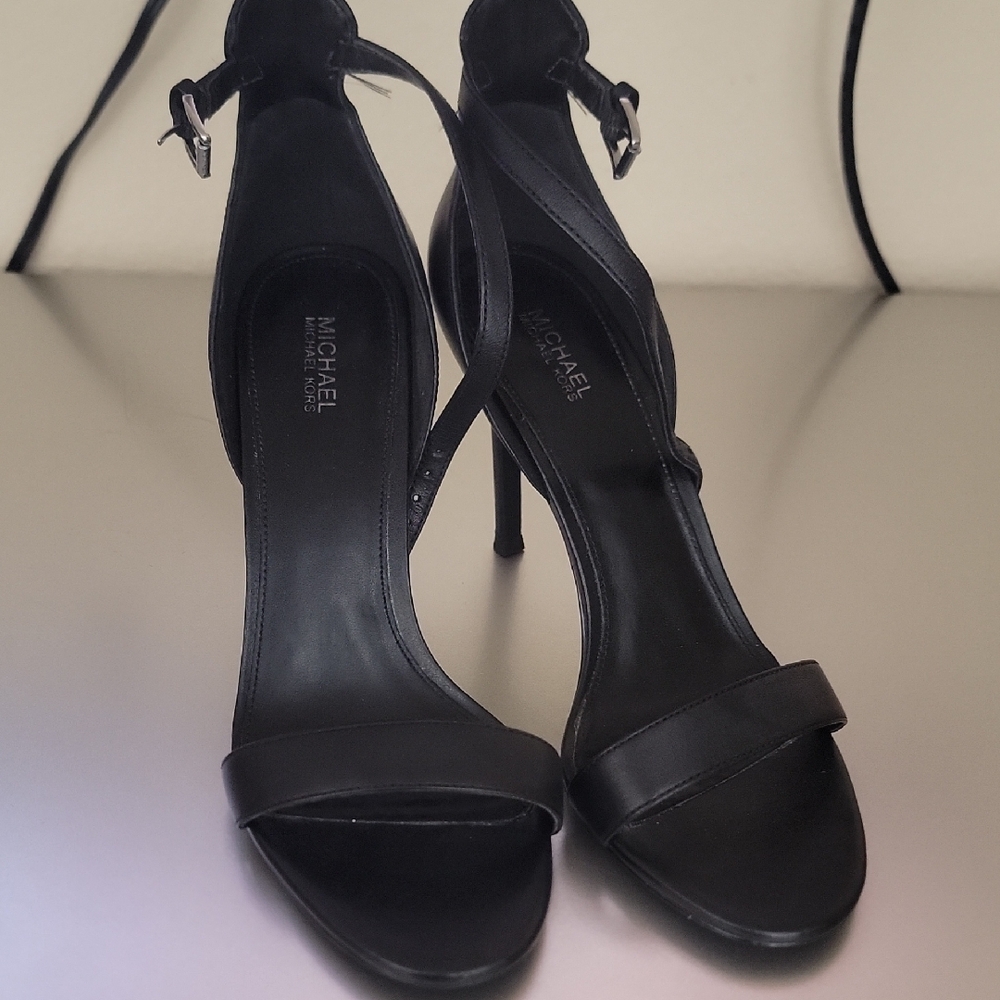 Michael Kors Elegant Black Heels